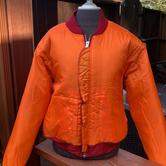 MA-1 reversible bomber jacket, size large in red NWT - Picture 6 of 7